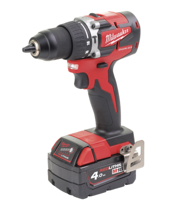 TALADRO MILWAUKEE M18 (2 BATERÍAS 4-2 AH Y CARGADOR)
